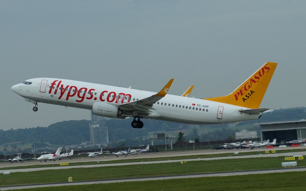 TC-AZP Boeing 737-82R (WL) Pegasus Asia