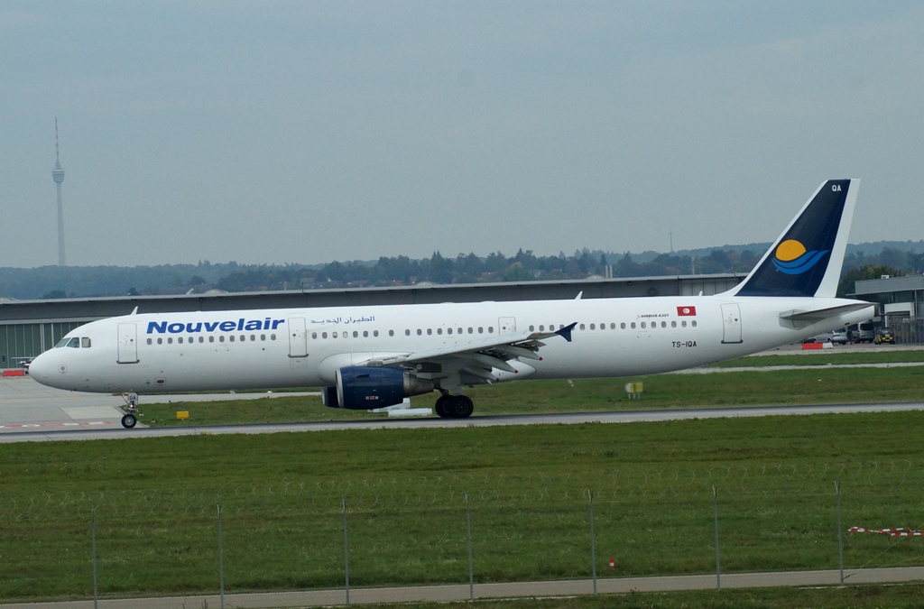 TS-IQA Airbus A321-211 Nouvelair