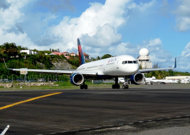Delta B757-2Q8WL N707TW