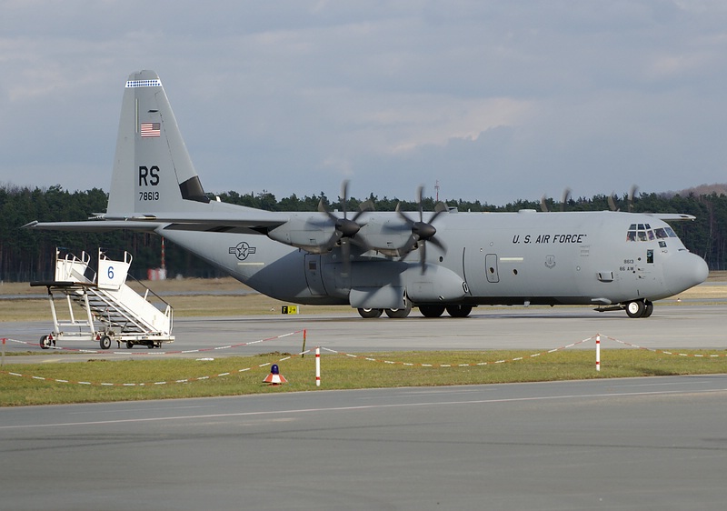 comp_07-8613-R.jpg