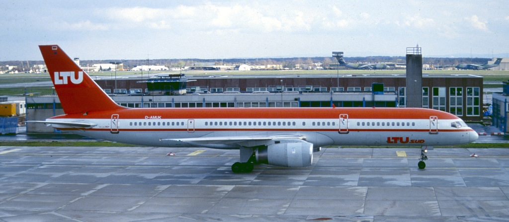 D-AMUK.jpg