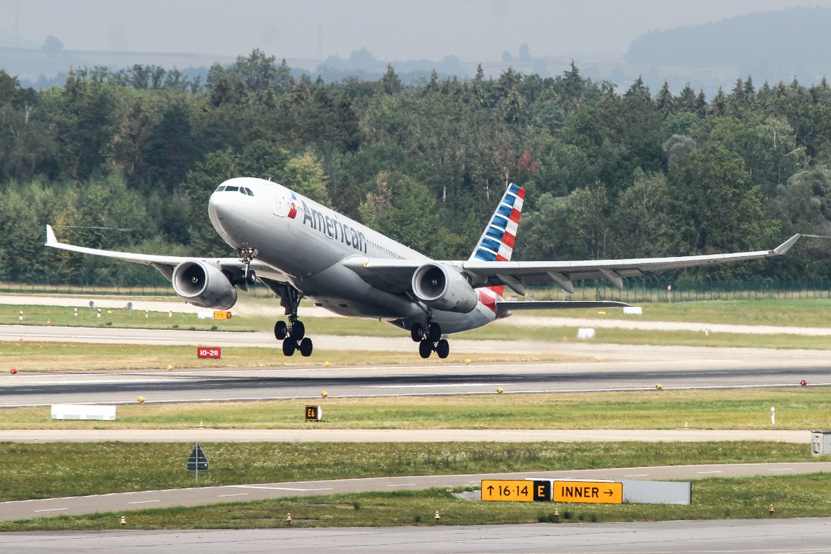 American Airlines A330 beim takeoff