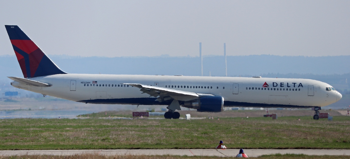 DL76742.jpg