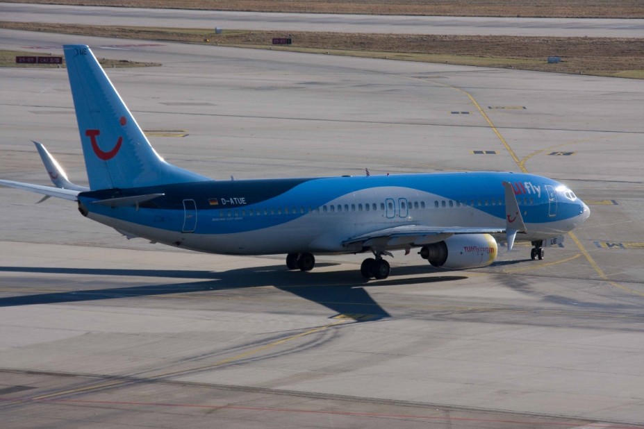IMG_0198.jpg (611.07 KiB) 4739 mal betrachtet Boing 737-800 D-ATUE