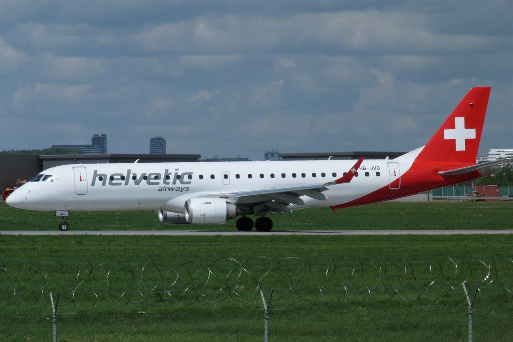 HB-JVO  ERJ-190LR  Helvetic