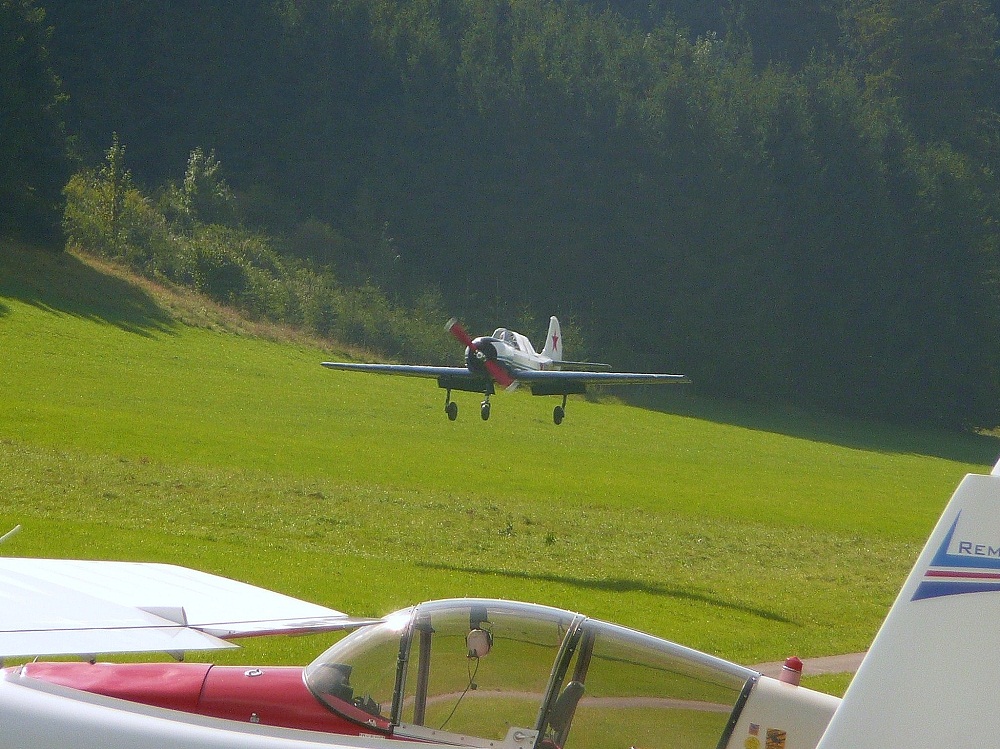 Yak52