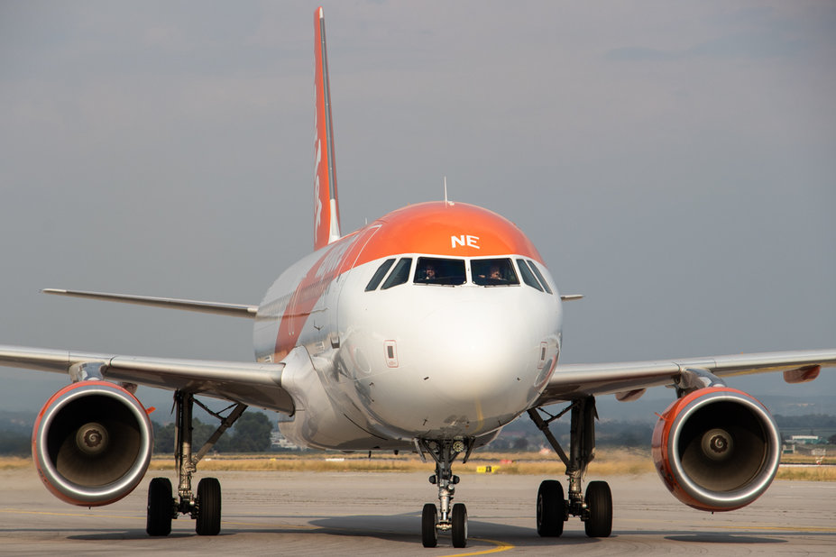 easyjet.jpg (464.95 KiB) 4157 mal betrachtet easyjet.jpg
