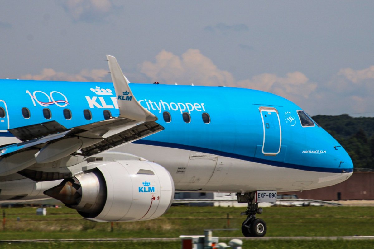 KLM E190