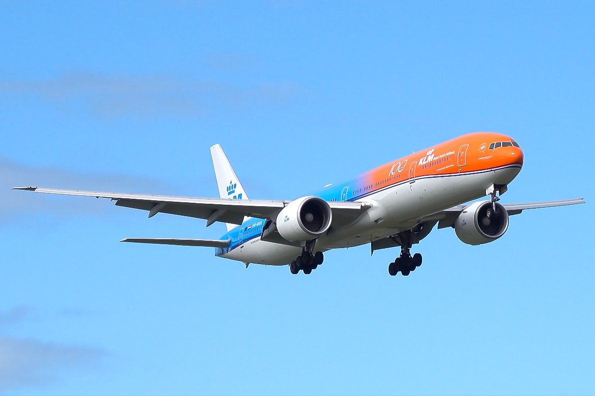 KLM 7772.jpg