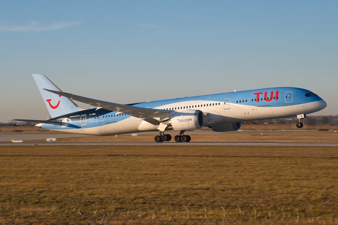 G-TUIM(F).jpg