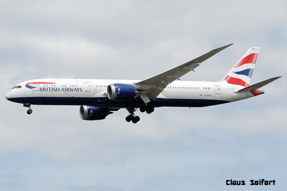 G-ZBKE.jpg