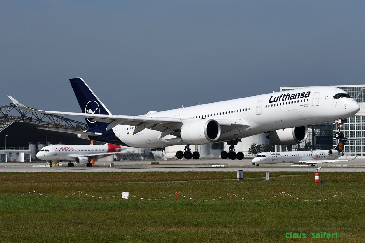 D-AIXN.jpg