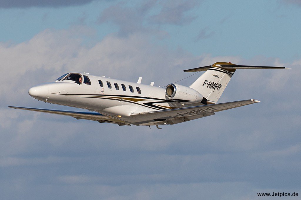 F-HMPR221021.jpg