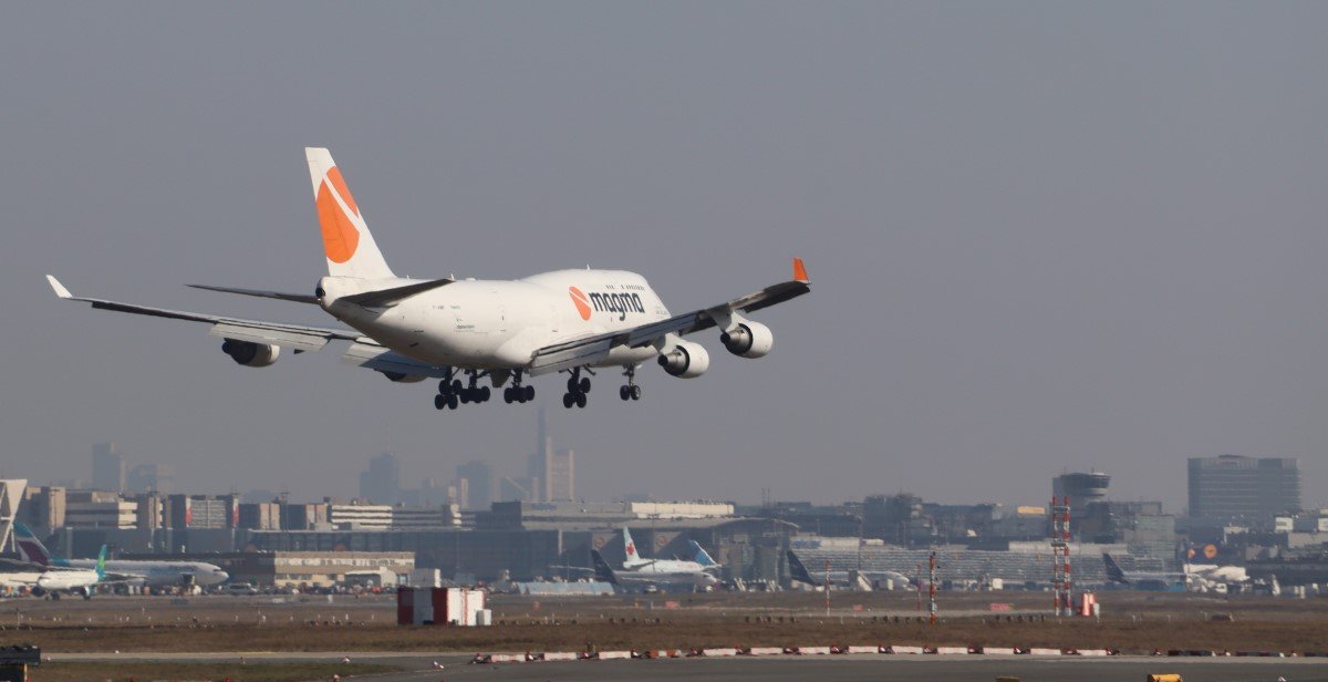 Z Magma 744F Endanflug.JPG