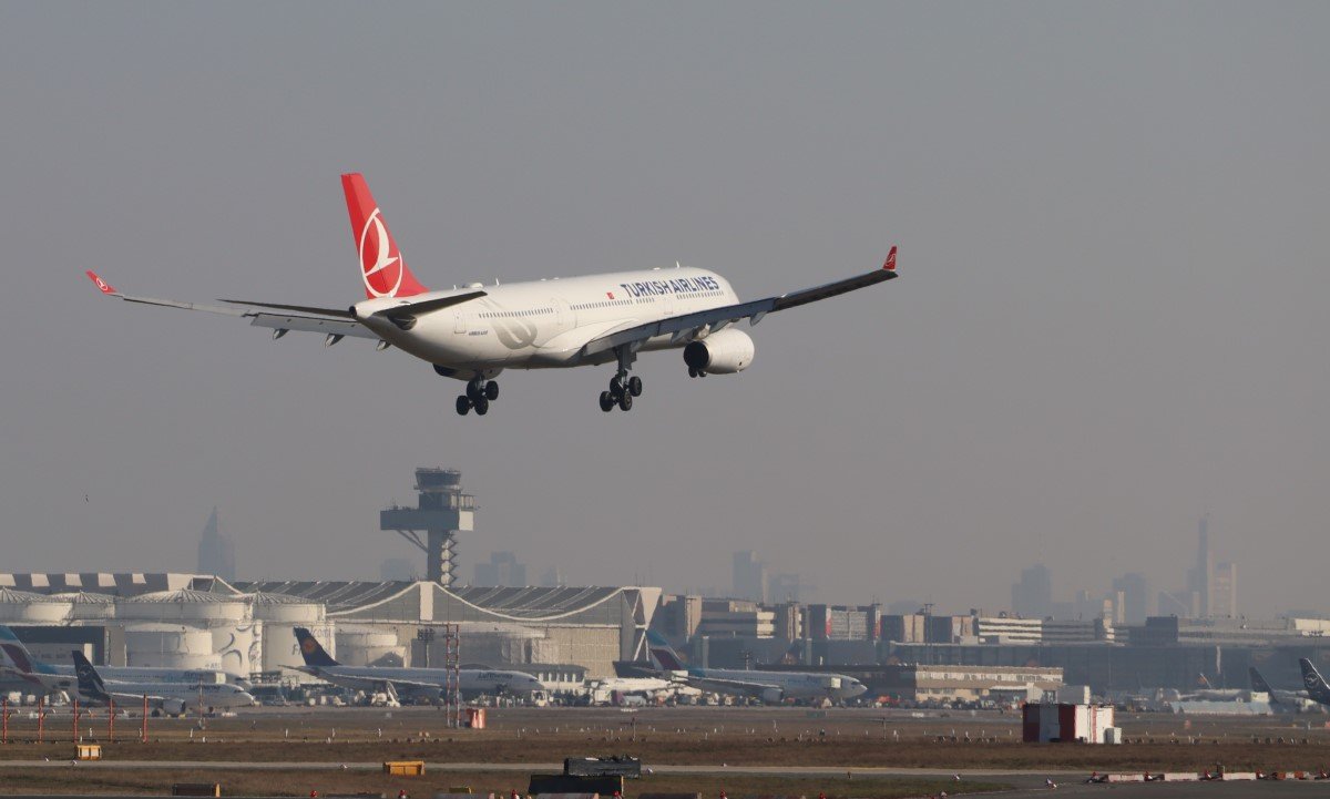 Z TK 333 Endanflug.JPG