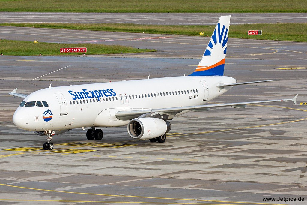LY-MLG050622.jpg
