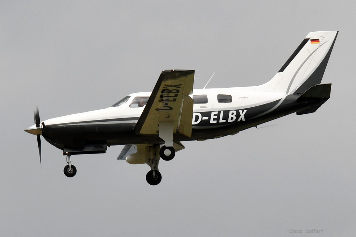 D-ELBX.jpg