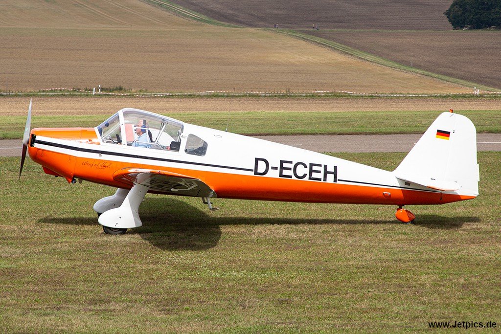 D-ECEH280822.jpg