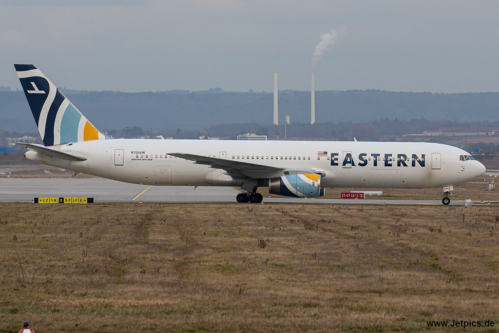 N700KW230223c.jpg