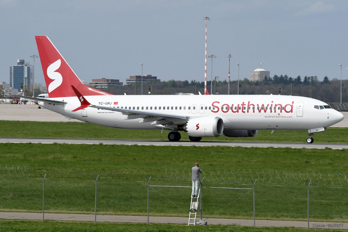 TC-GRJ.jpg