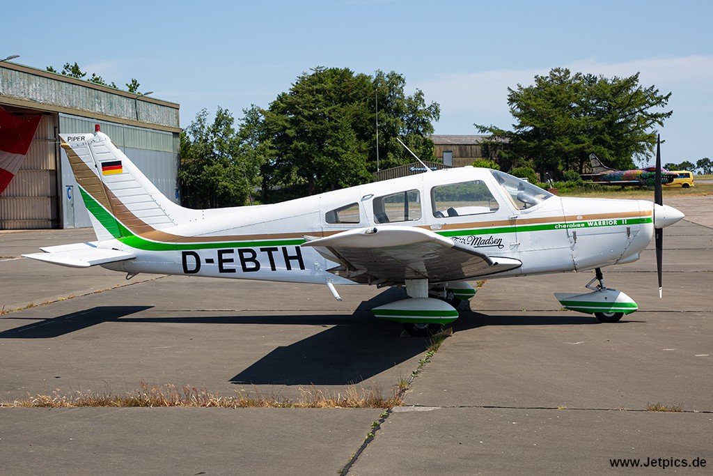 D-EBTH110623.jpg