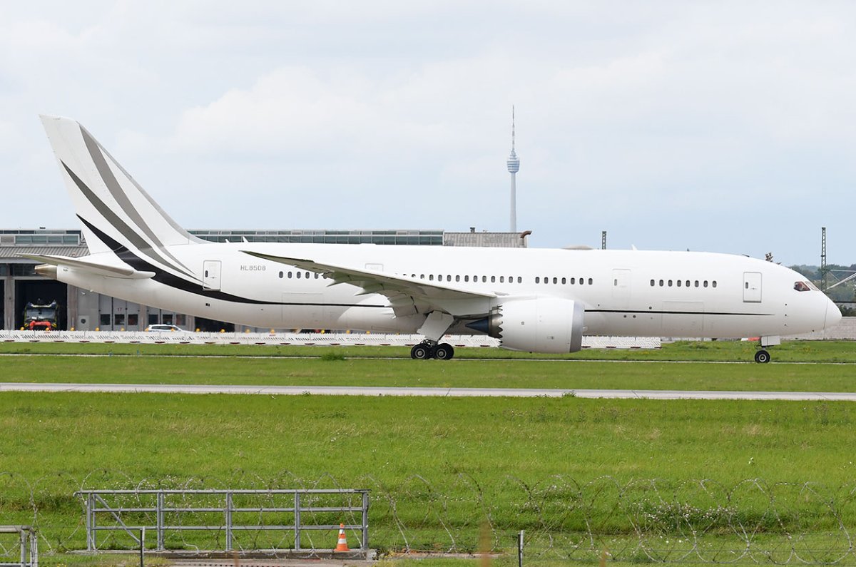 HL8508.1.jpg