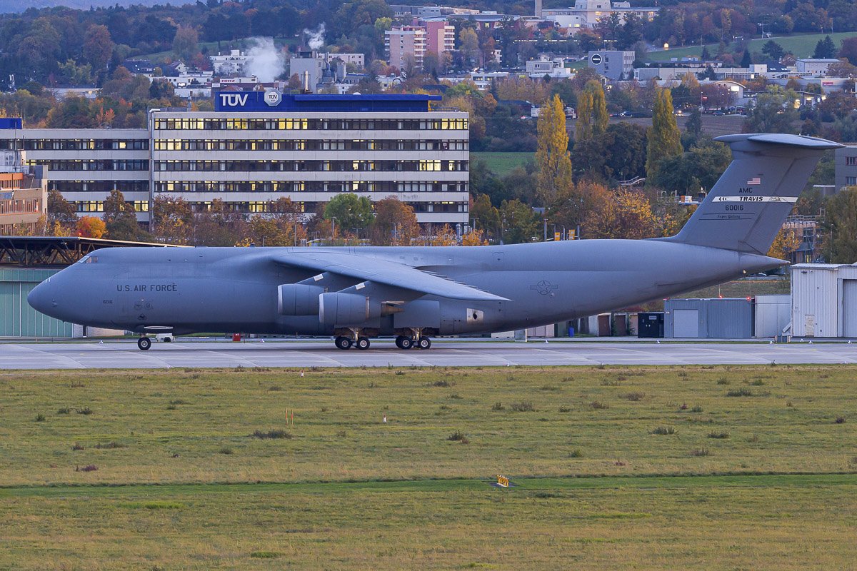 2 86-0016.jpg