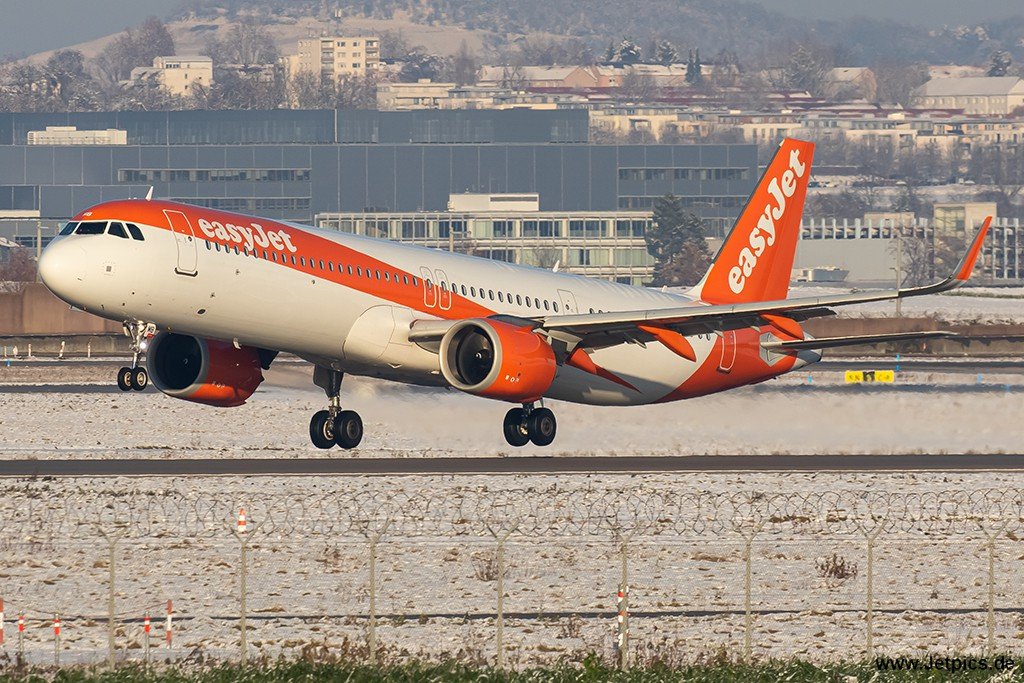 G-UZMB031223a.jpg