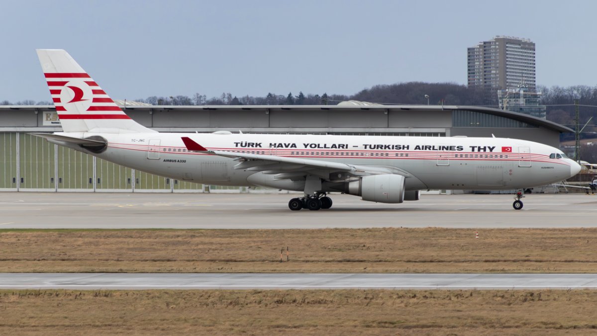 TC-JNC Airbus A330-203