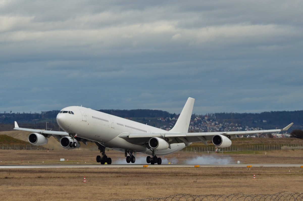 A340-300