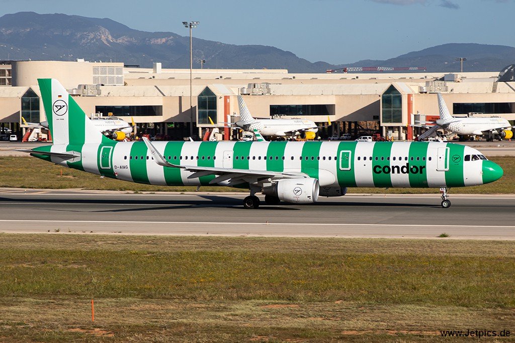 D-AIAG110424.jpg