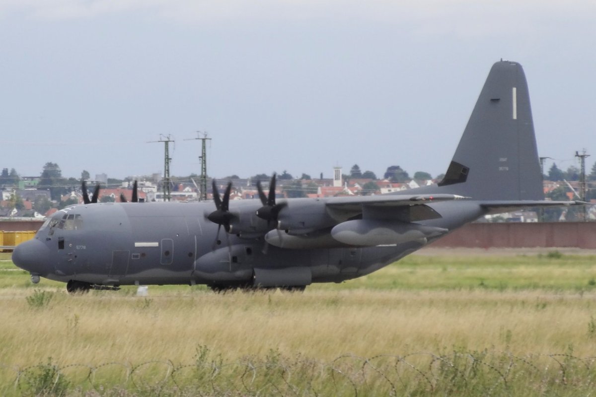 13-5778            MC-130J            USAF