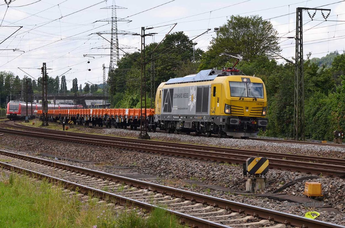 248 040-8.jpg