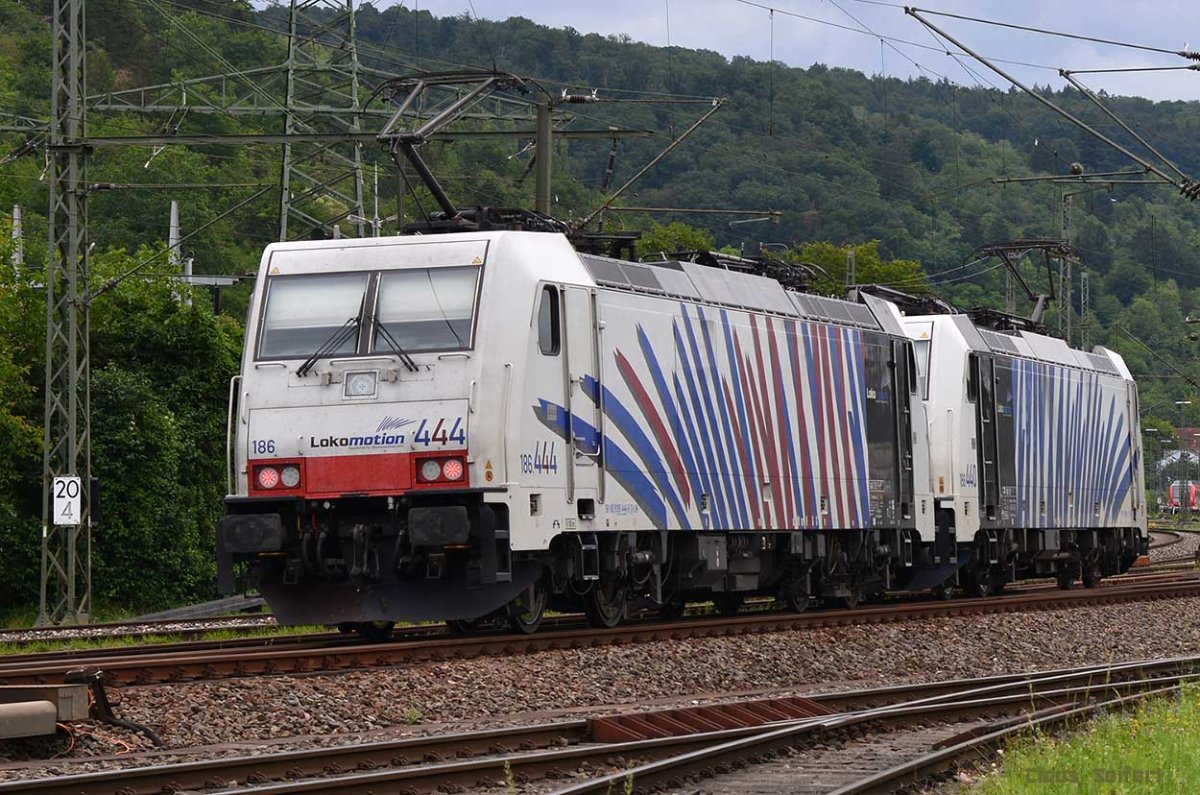 186 440-4 186 444-6.jpg