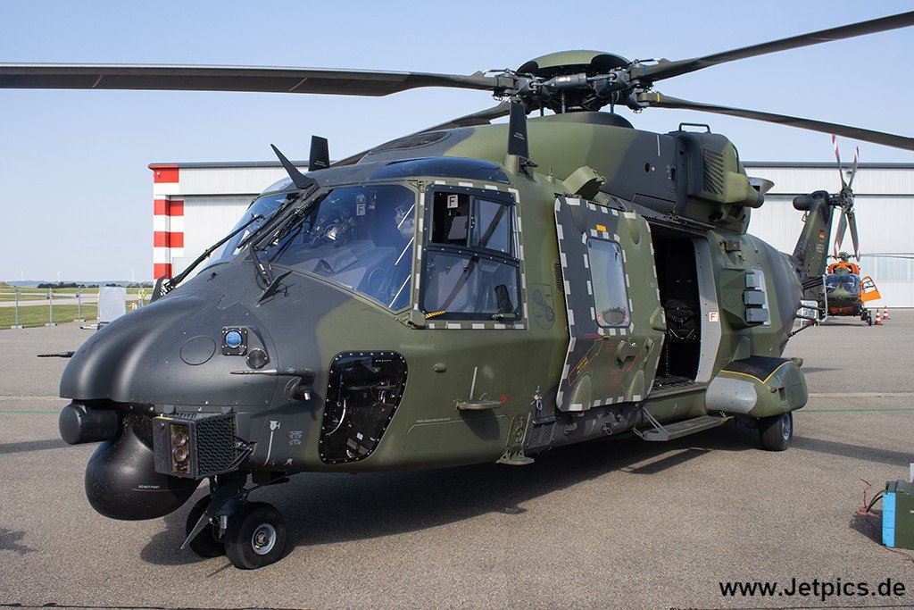 79+15200724.jpg