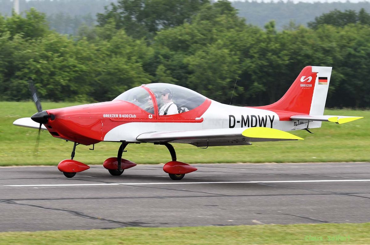 D-MDWY.jpg