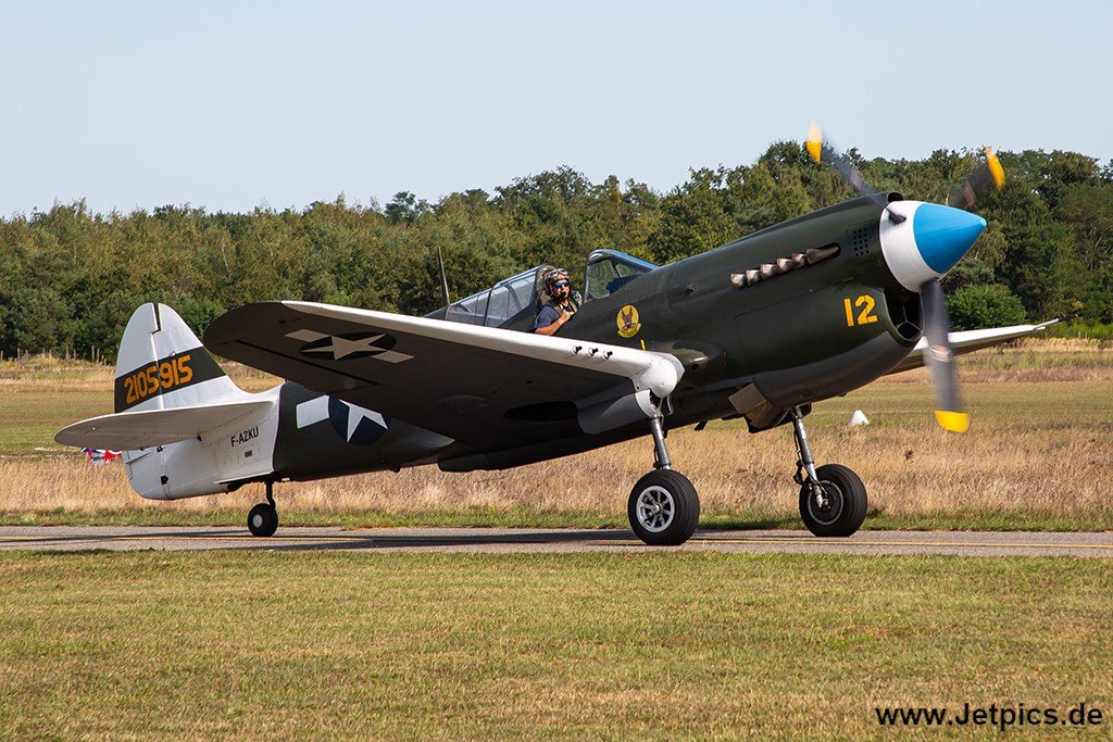F-AZKU070924.jpg