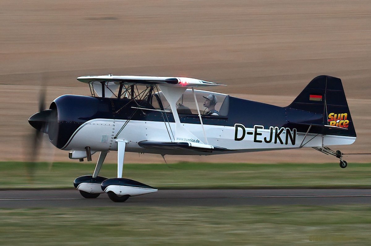 D-EJKN.jpg