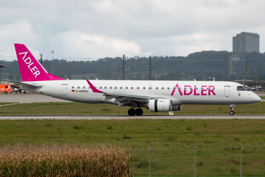 D-AMWO-German-Airways-Embraer-ERJ-190AR-(ERJ-190-100-IGW).jpg