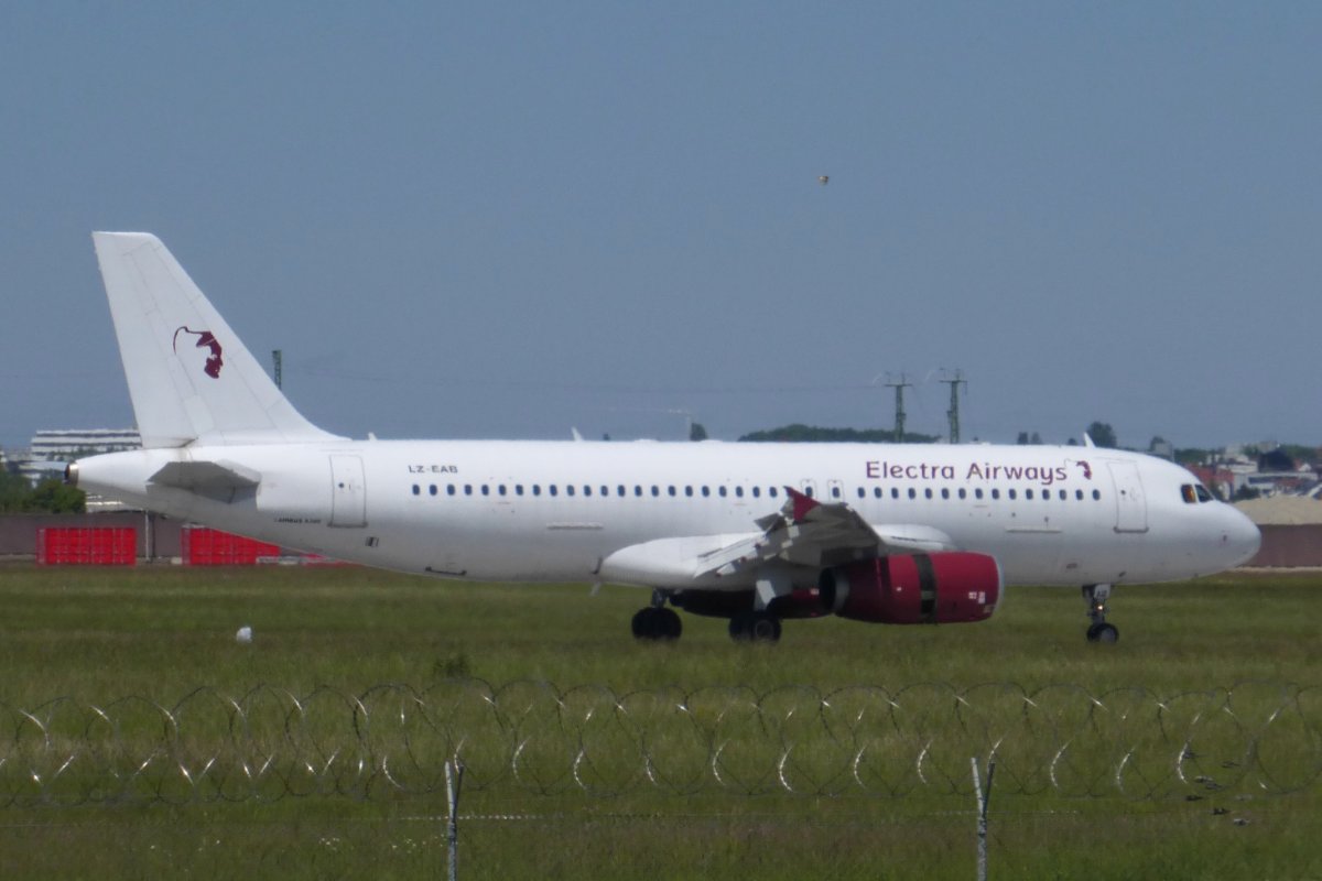 LZ-EAB            A320-231              Electra Airways