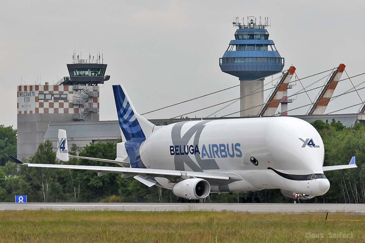 F-GXLJ ETSI.1.jpg