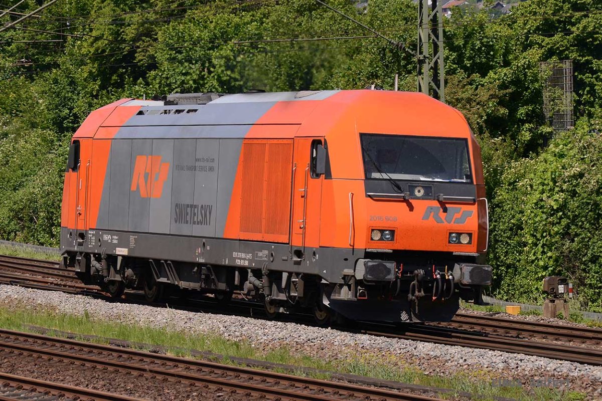2018 908-3.jpg