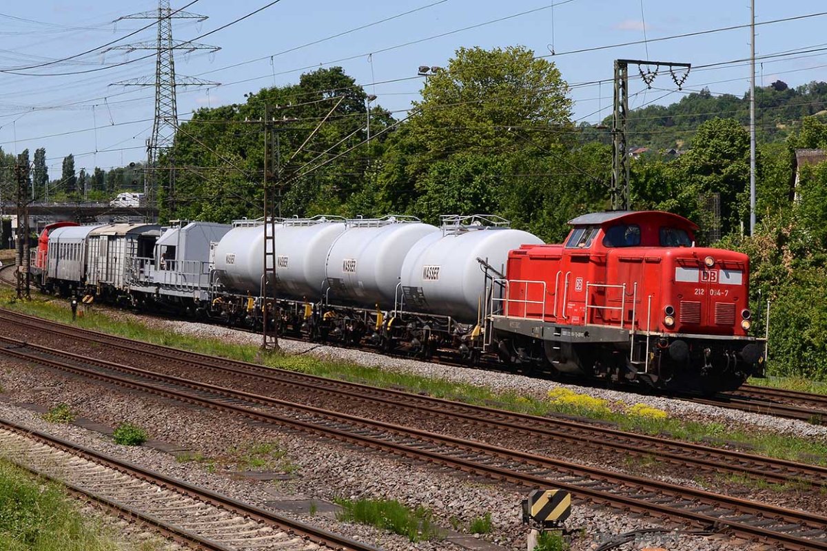212 094-7 212 298-4.1.jpg