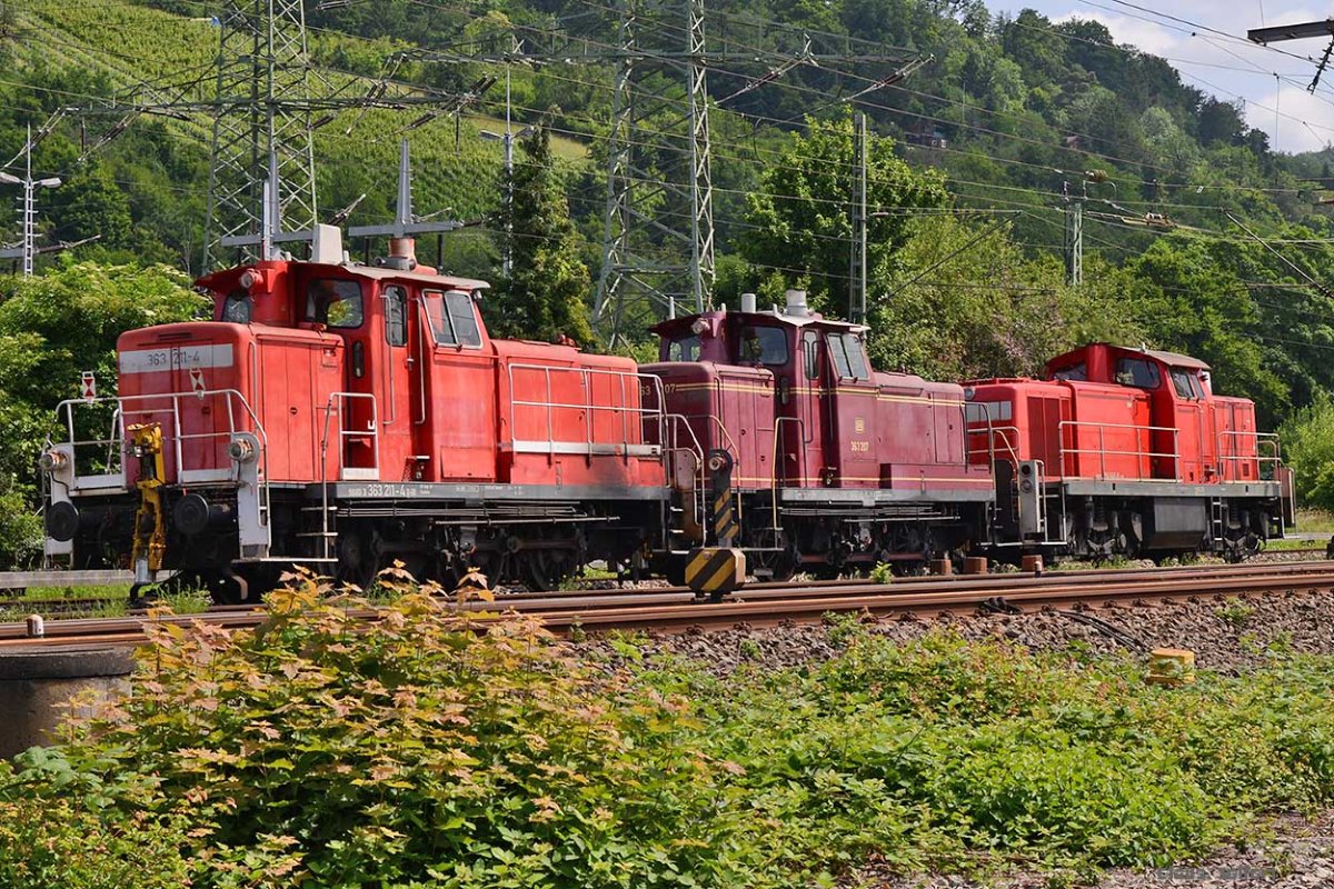 294 640-8 363 207-2 363 211-4.jpg