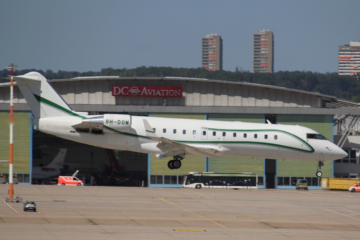 9H-DOM Challenger 850 AirX