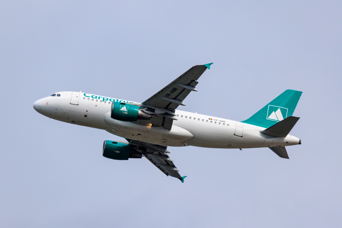 20250823-A319, KRP, YR-ABB.jpg