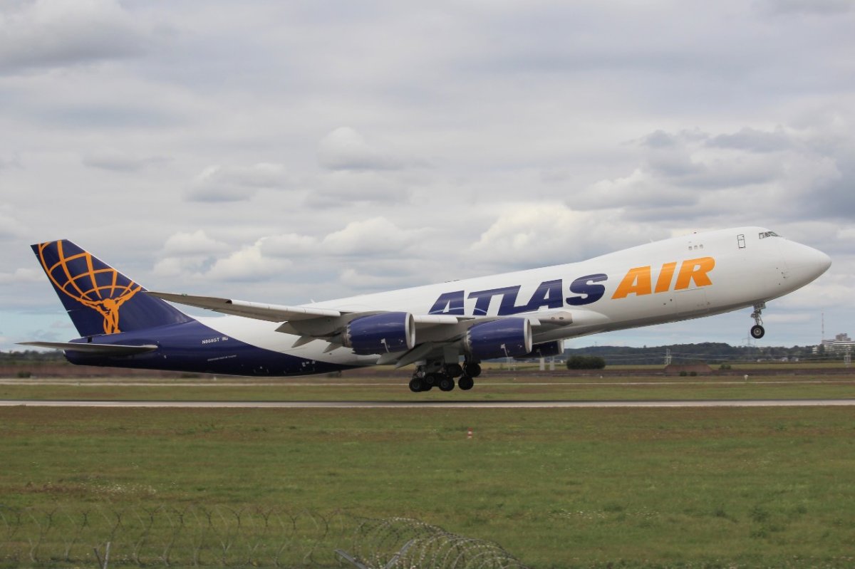 N868GT 747-83QF Atlas Air