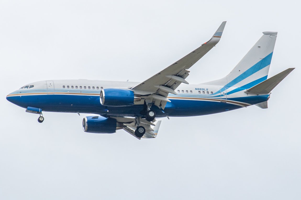 1.9.2025_LasVegasSandsCorporation_N889LS_B737_2.jpg