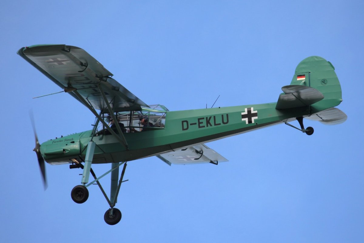 D-EKLU          Fiescher Fi-156 Storch