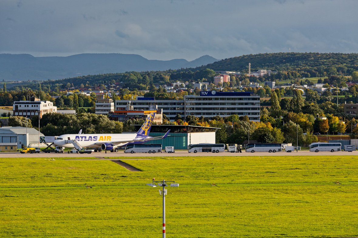 W26B8436_DxO_small.jpg